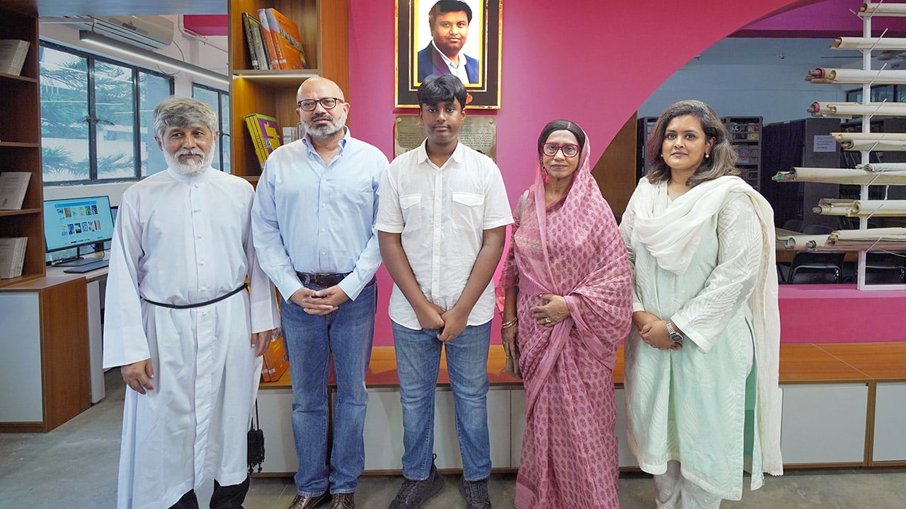 বিকাশের উদ্যোগে আধুনিকায়ন করা হলো সেন্ট যোসেফ স্কুলের লাইব্রেরি