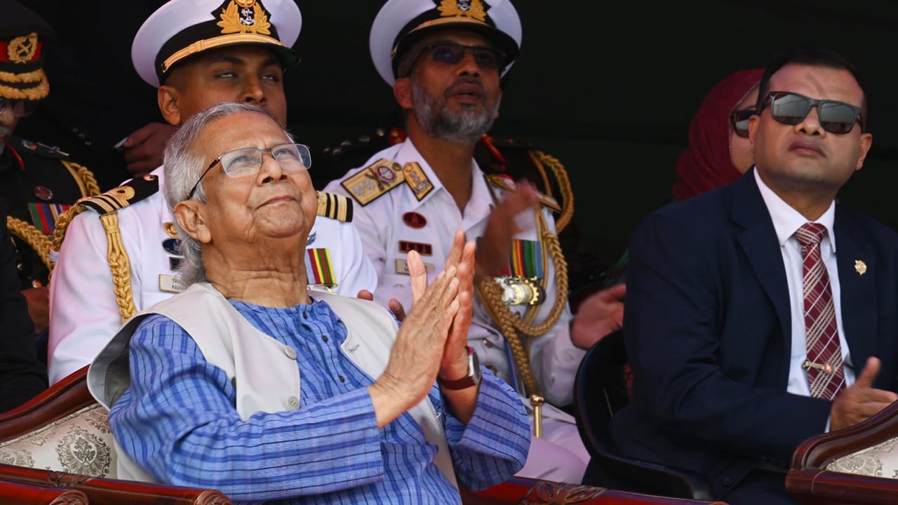 জাতীয় প্যারেড স্কয়ারের অনুষ্ঠানে প্রধান উপদেষ্টা