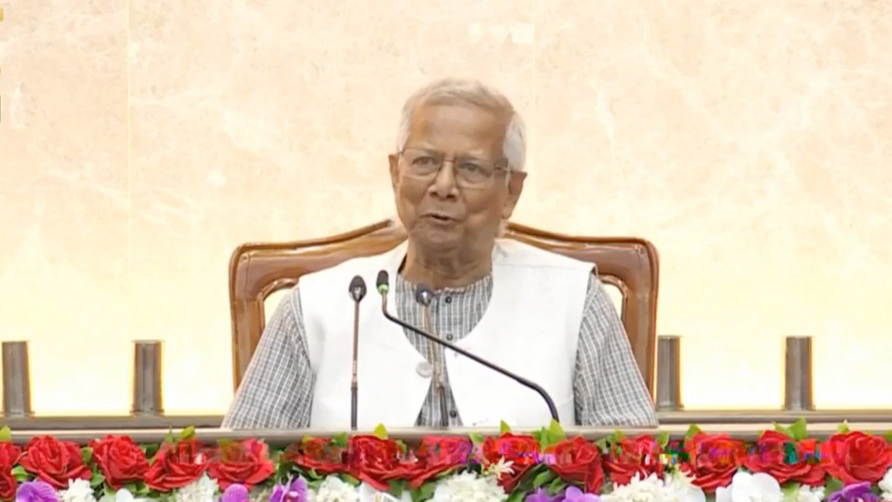 প্রথম সিভিল সার্জন সম্মেলন উদ্বোধন করলেন প্রধান উপদেষ্টা