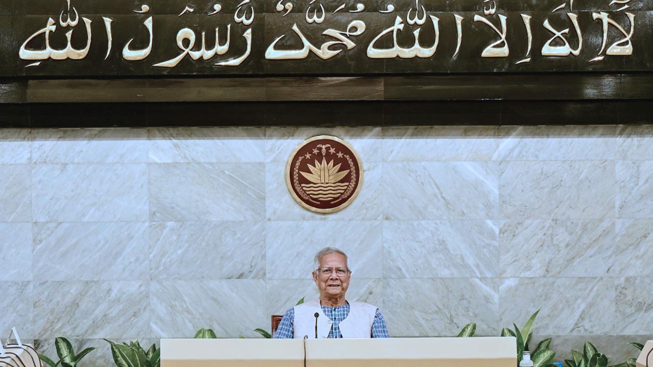 জুলাই শহীদ পরিবার ও আহতদের কল্যাণ ও পুনর্বাসন অধ্যাদেশের খসড়া অনুমোদন