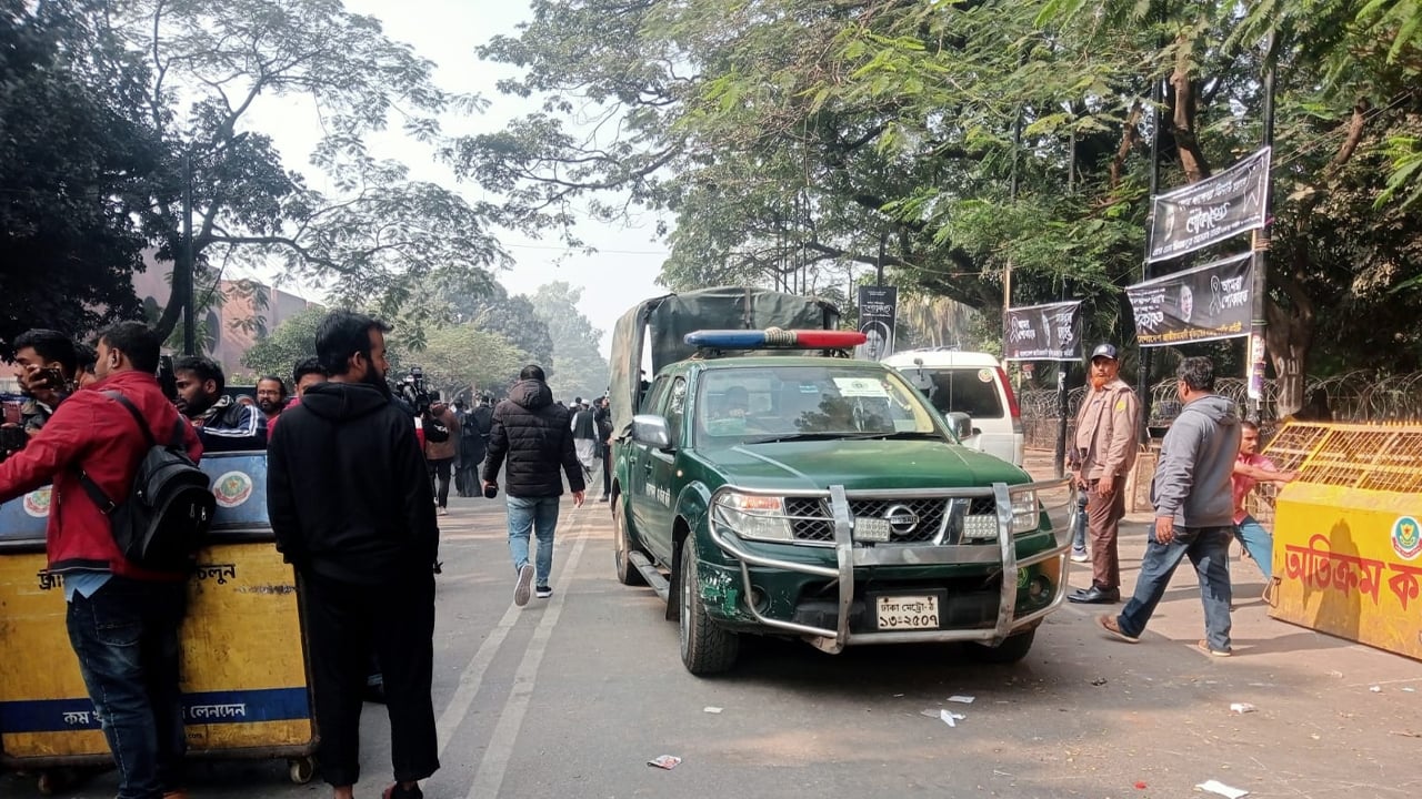 সর্বসাধারণের জন্য খুলে দেওয়া হলো জিয়া উদ্যানের পাশে লেক রোড