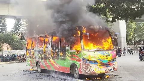 অনৈক্যের সুযোগ নিচ্ছে অগ্নিসন্ত্রাসীরা 