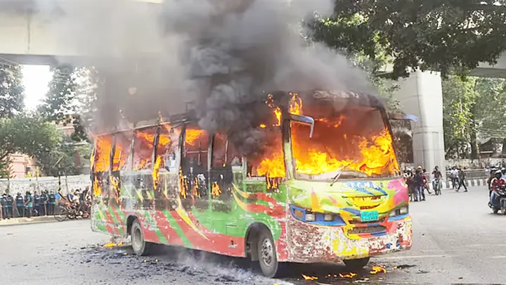 অনৈক্যের সুযোগ নিচ্ছে অগ্নিসন্ত্রাসীরা