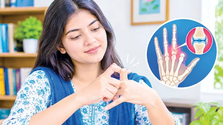 আঙুল ফোটালে হাড় ক্ষয় হয়?
