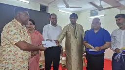 ইতিহাসে এই প্রথম দুর্গাপূজায় ৭০ লাখ টাকা অনুদান দিল ঢাকা জেলা পরিষদ