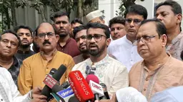হাদির হত্যাকারীদের ফেরত না দিলে প্রধানমন্ত্রীর ভারত সফরের সম্ভাবনা নেই: রাশেদ খাঁন