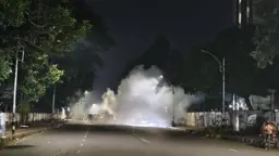 ঢাকা বিশ্ববিদ্যালয়ে পরপর ৩ ককটেল বিস্ফোরণ