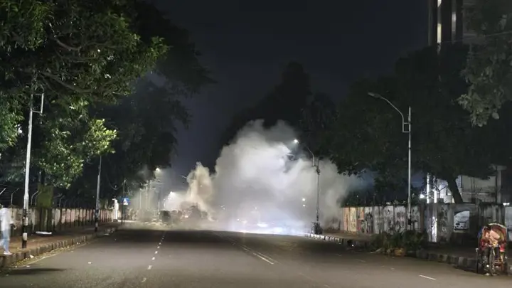 ঢাকা বিশ্ববিদ্যালয়ে পরপর ৩ ককটেল বিস্ফোরণ