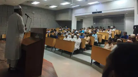 দ্বন্দ্ব নয়, ঐক্যবদ্ধ প্রচেষ্টায় সম্ভাবনা কাজে লাগাতে হবে: মামুনুল হক