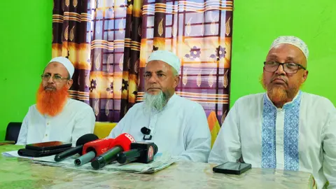 নোয়াখালীতে সার ডিলার নিয়োগে দলীয়করণের অভিযোগ, তদন্ত চায় জামায়াত
