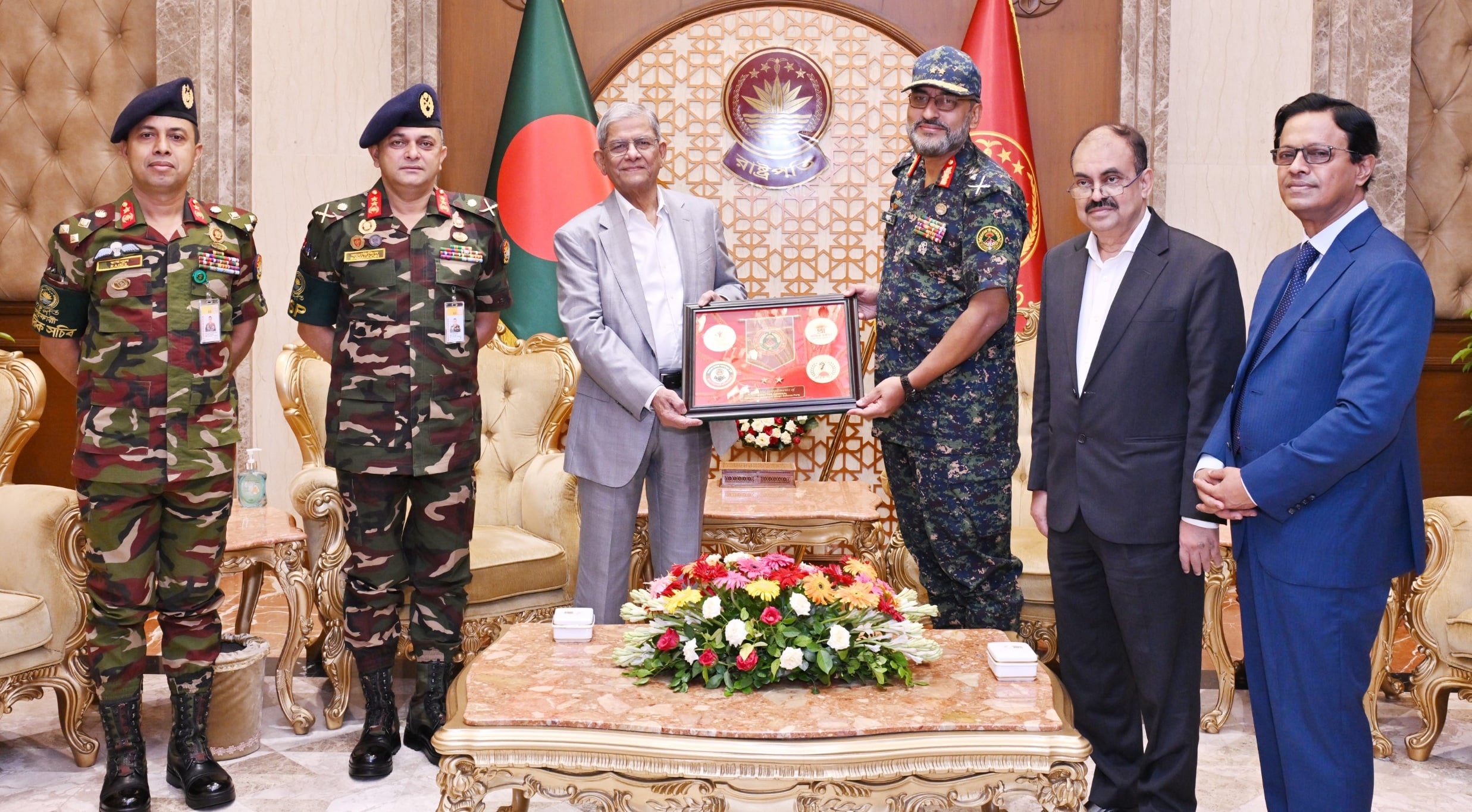 আনসার-ভিডিপিকে আরো কার্যকর ভূমিকা রাখার আহ্বান রাষ্ট্রপতির