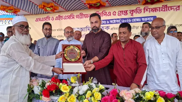 চতুর্থ শ্রেণি থেকেই বাধ্যতামূলক হচ্ছে খেলাধুলার বই: আমিনুল হক