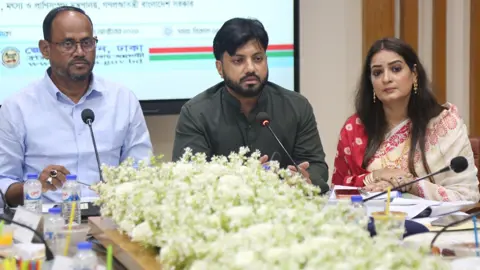 দুর্গাপূজায় দুরভিসন্ধি করলে সরকার সহ্য করবে না: ইশরাক