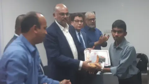 শিক্ষায় বরাদ্দ বাড়াতে হবে, নিশ্চিত করতে হবে অর্থের সঠিক ব্যয়: প্রধানমন্ত্রীর উপদেষ্টা