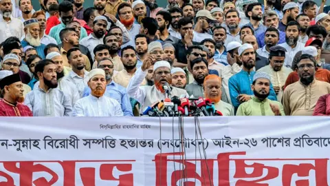 কোরআন-সুন্নাহ বিরোধী আইন পাস করায় সরকারকে করুণ পরিণাম ভোগ করতে হবে: গোলাম পরওয়ার