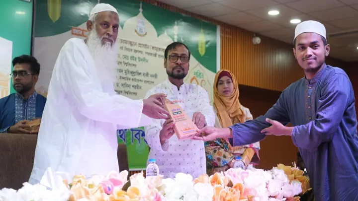 ধর্মীয় নেতা-সেবাকর্মীদের জন্য ১১০০ কোটি টাকা বরাদ্দ: ধর্মমন্ত্রী