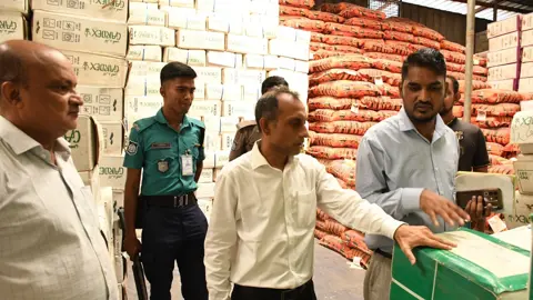 গোডাউনে এলাচের পাহাড়, দুই প্রতিষ্ঠানের বিরুদ্ধে ব্যবস্থা