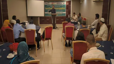 সুপেয় পানির সংকটে খুলনার উপকূল, সহায়তা প্রয়োজন ৭ হাজার পরিবারে