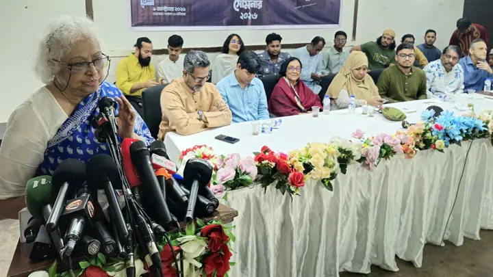 সংবাদকর্মীদের দলীয় আনুগত্য ছেড়ে সত্য অনুসন্ধানের আহ্বান দিলারা চৌধুরীর
