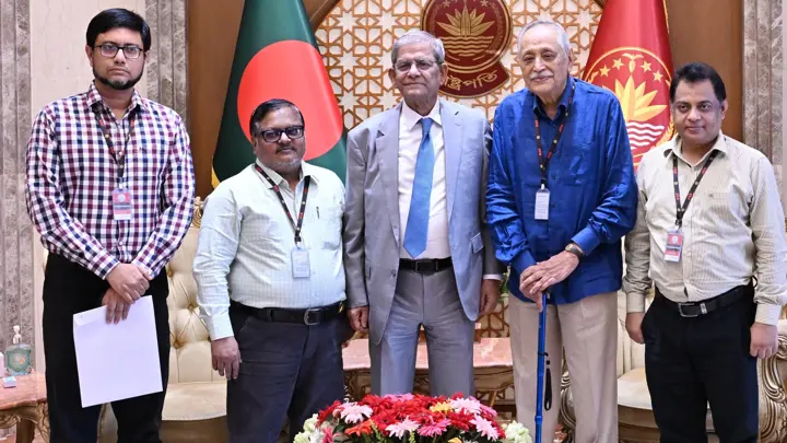 ঢাকা কমিউনিটি হাসপাতাল ট্রাস্টের প্রতিনিধিদের সঙ্গে রাষ্ট্রপতির সাক্ষাৎ