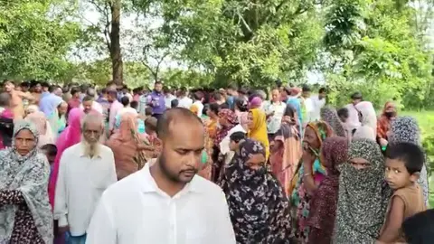নেত্রকোণায় গোরস্থানের পাশে গাছে বাঁধা সাবেক সেনাসদস্যের লাশ উদ্ধার