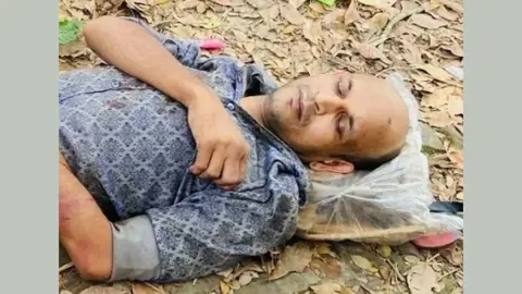 শিক্ষিকাকে উত্ত্যক্তের অভিযোগ, স্বজনদের পিটুনিতে হাসপাতালে উত্ত্যক্তকারী