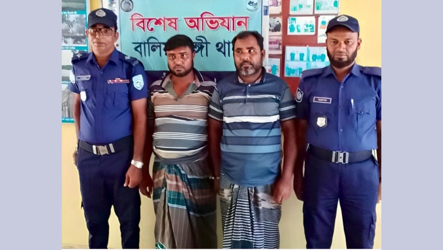 বালিয়াডাঙ্গীতে সাড়ে ৪ হাজার ইয়াবাসহ ২ মাদককারবারি গ্রেপ্তার