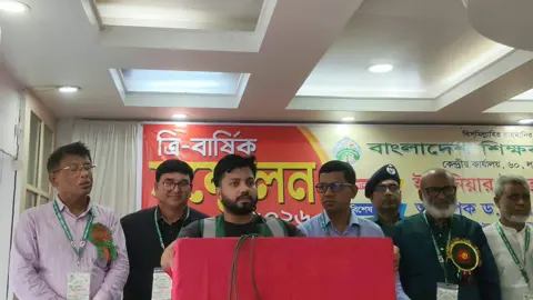 শিক্ষকদের পেনশনের টাকা লুটপাটের সঙ্গে জড়িতদের বিচার করতে হবে: ইশরাক
