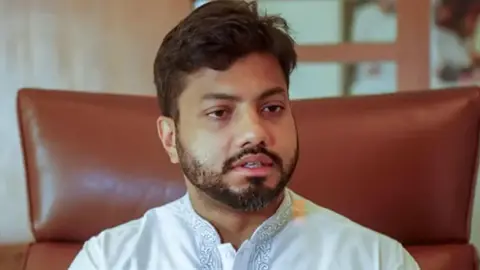 সমালোচকদের বিদেশ থেকে এসে আন্দোলনে যোগ দিতে বললেন ইশরাক