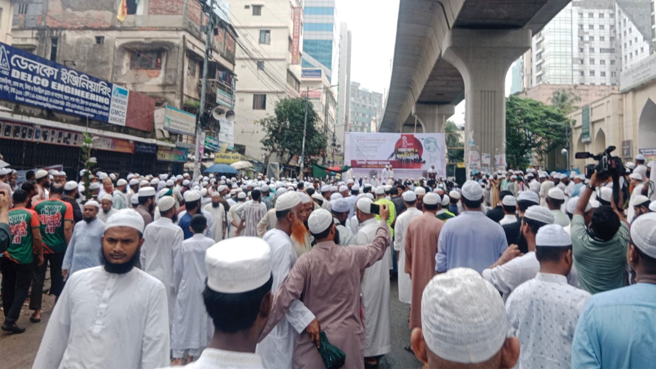 ইসলামী আন্দোলনের জুলাই গণঅভ্যুত্থান দিবসের সমাবেশে নেতাকর্মীদের ঢল
