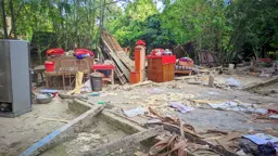 বাড়িঘর ভাঙচুর-লুটপাট, খোলা আকাশের নিচে দুই পরিবার
