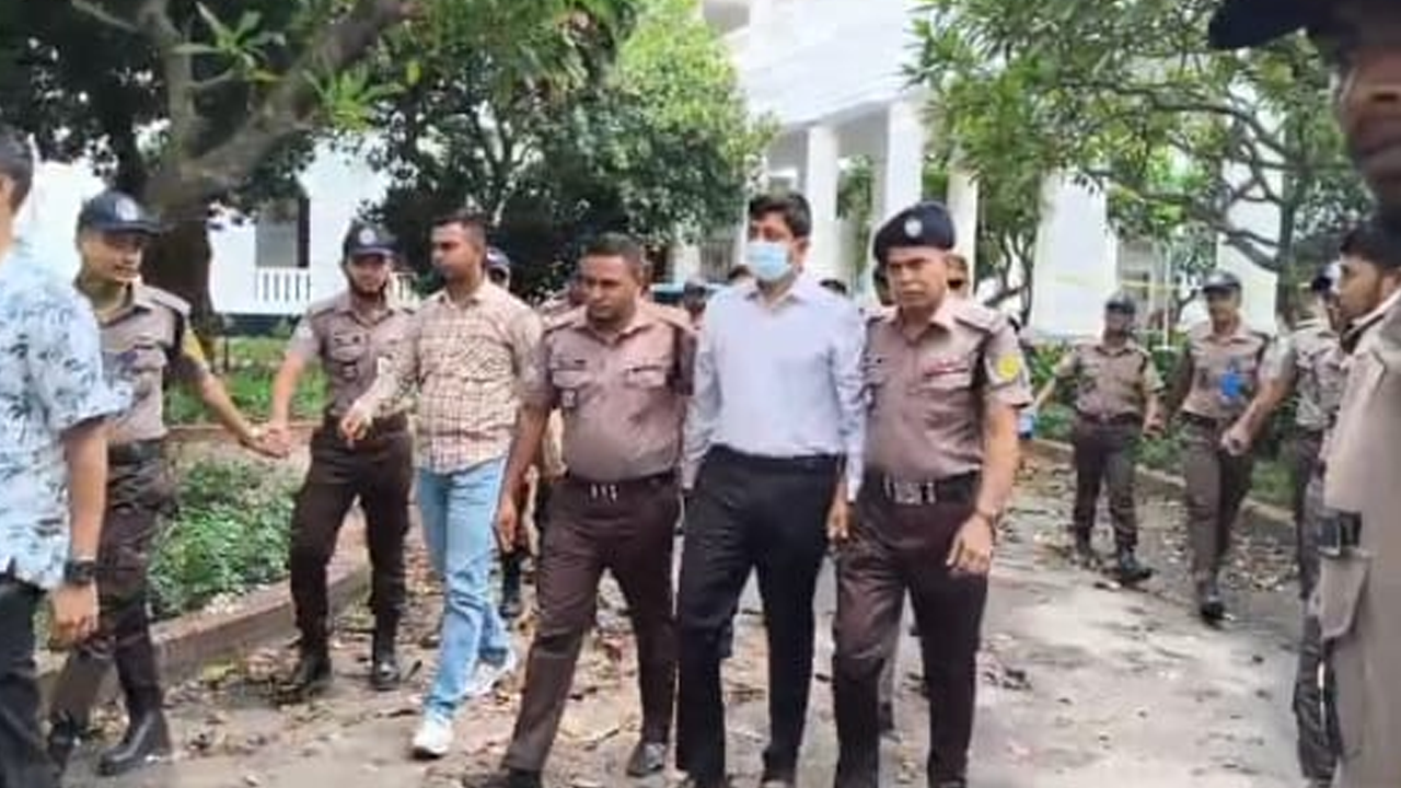 ইলিয়াস আলী গুমের মামলায় উইং কমান্ডার সাইফুর ট্রাইব্যুনালে
