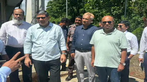 রোহিঙ্গা ক্যাম্পের বর্জ্য থেকে জাতীয় গ্রিডে যুক্ত হচ্ছে বিদ্যুৎ: প্রতিমন্ত্রী