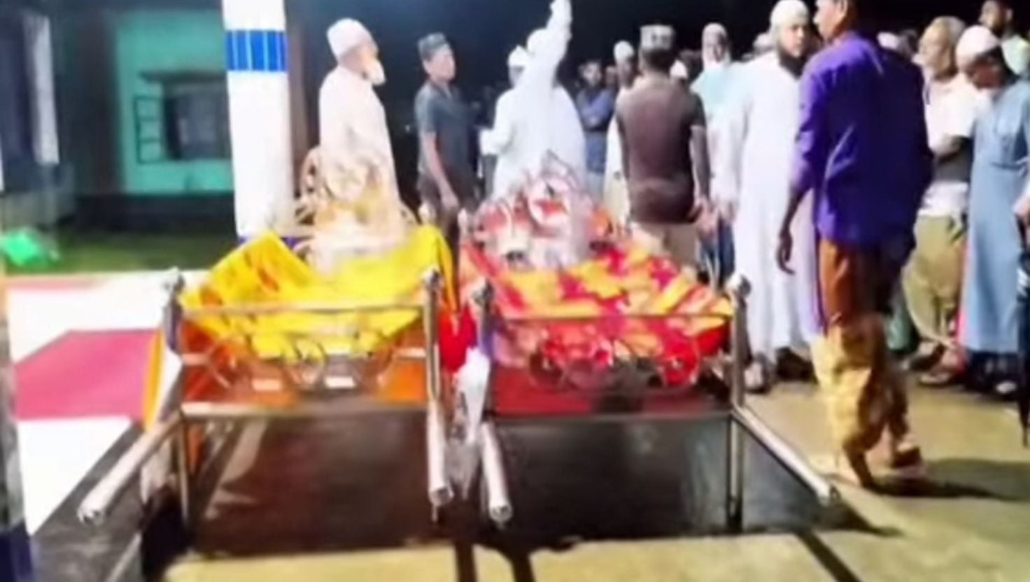 ঋণের চাপে বিষপানে ছেলের আত্মহত্যা, শোকে বাবার মৃত্যু