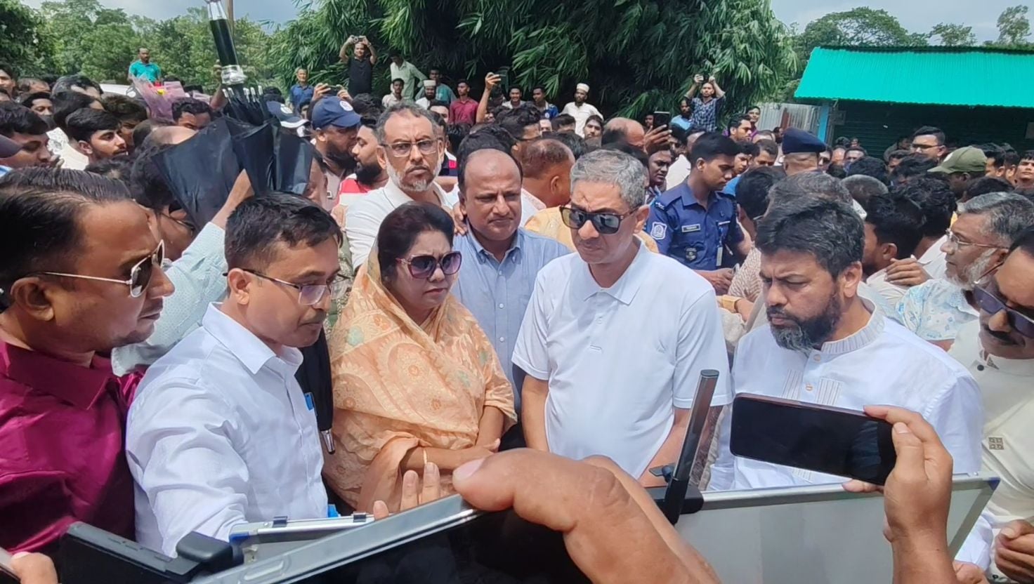  ‎‎মুহুরী-কহুয়া প্রকল্প এলাকা পরিদর্শন করলেন পানিসম্পদমন্ত্রী 