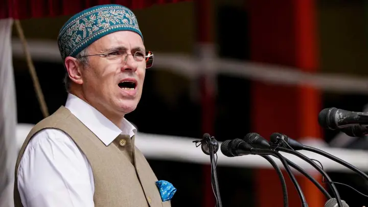 ‘কাশ্মীরের মডেল দিল্লিতে রপ্তানি হয়েছে’—ধরপাকড় নিয়ে ওমর আবদুল্লাহর কটাক্ষ