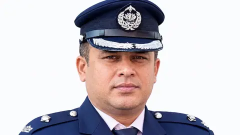 ক্যান্টনমেন্ট থানার সেই ওসি ডিবি হেফাজতে, তিন সদস্যের তদন্ত কমিটি