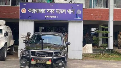 কক্সবাজারে ছয় দিনে ১৪ ছিনতাইকারী গ্রেপ্তার 