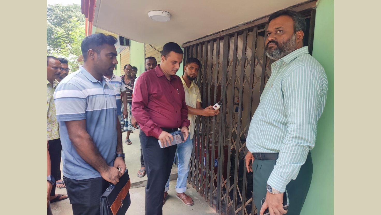 গোদাগাড়ীতে ভ্রাম্যমাণ আদালতের অভিযান, ক্লিনিক সিলগালা