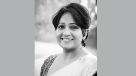 অবসরপ্রাপ্ত লেফটেন্যান্ট কাজী গুলশান আরা গ্রেপ্তার