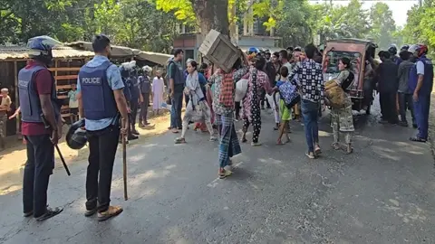 আধিপত্য বিস্তার নিয়ে দুই পক্ষের সংঘর্ষে আহত ২৫, অতিরিক্ত পুলিশ মোতায়েন
