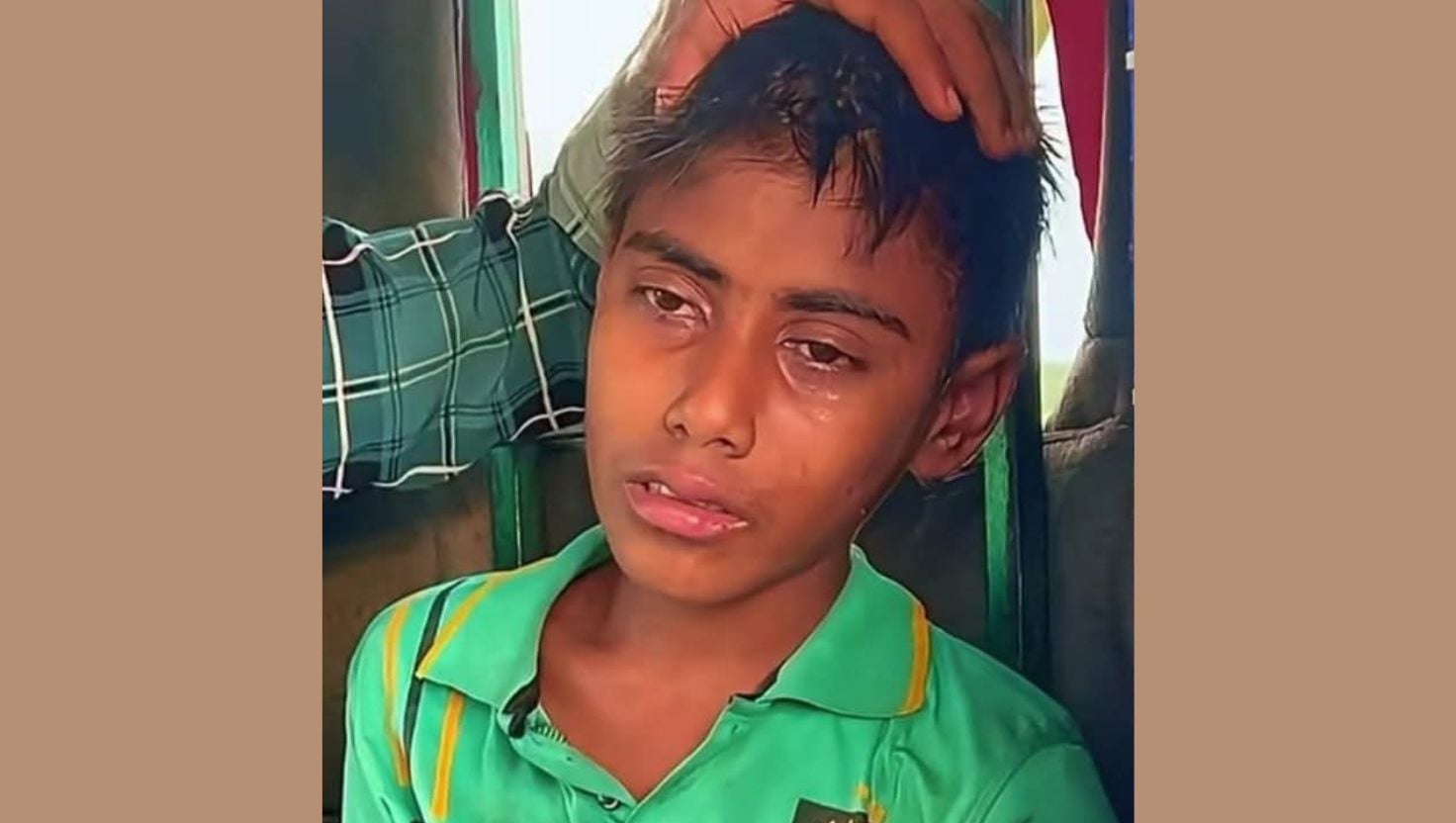 কুলিয়ারচরে অচেতন করে অটোরিকশা ছিনতাই