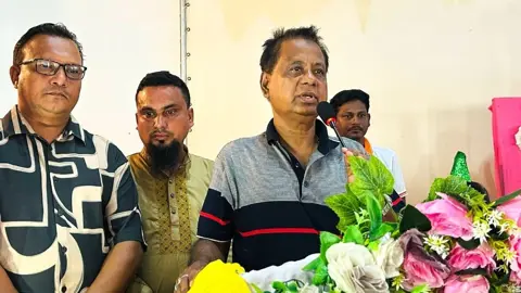 গণমাধ্যম সমাজের আয়না, নিরপেক্ষতা বজায় রাখতে হবে : এমপি মোশাররফ