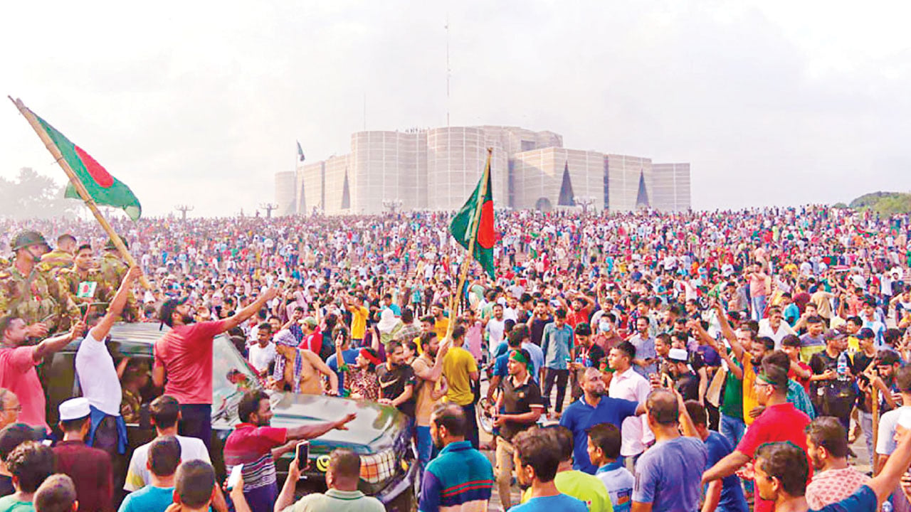 ক্যাম্পাস জাগিয়েছিল যে জুলাই