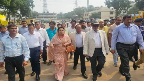 বাজারে সিন্ডিকেট বলে কোনো শব্দ থাকবে না: খাদ্যমন্ত্রী
