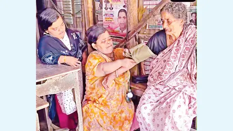 গরিবের ভরসা রূপা-চায়না দুই বোন