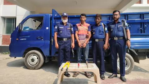 রাজশাহীতে আন্তঃজেলা গরু চোরের হোতা গ্রেপ্তার