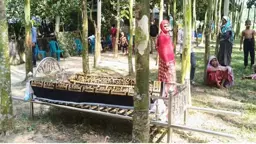 ১৬ ঘণ্টা পর বাবার লাশ দাফনের অনুমতি দিলেন মেয়ে