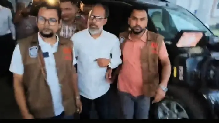 নাটোরে ছাত্রদল নেতা হত্যা: এমপিপুত্র মিন্টু তিন দিনের রিমান্ডে
