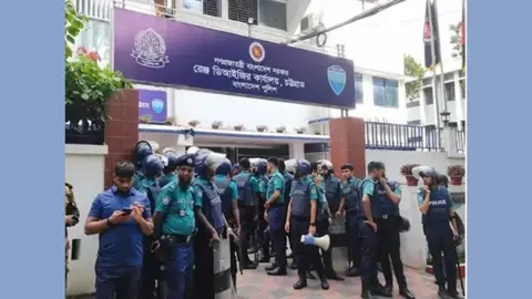 চট্টগ্রামে অভিযানে কিশোর গ্যাংয়ের সদস্যসহ গ্রেপ্তার ১২৩৫
